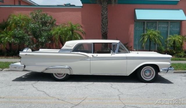1959 Ford Galaxie Classic survivor showing 20,083 miles - photo 5