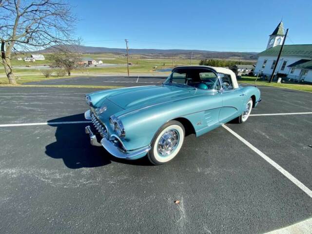 1959 Chevrolet Corvette Restored Rare color combo - photo 12