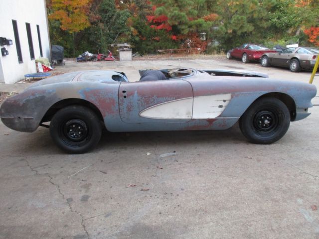 1959 Chevrolet Corvette STRAIGHT BODY - photo 6