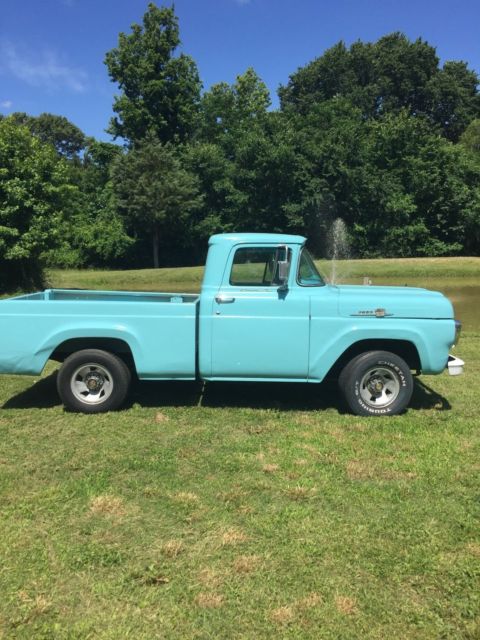 1959 Ford F-100 CUSTOM CAB