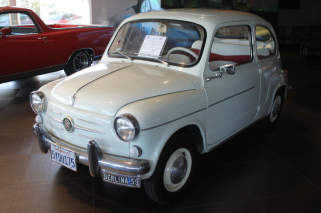 1959 Fiat 600 Berlina, Absolutely Beautiful, Runs Great, Great Inside And Out 1959 Fiat berlina