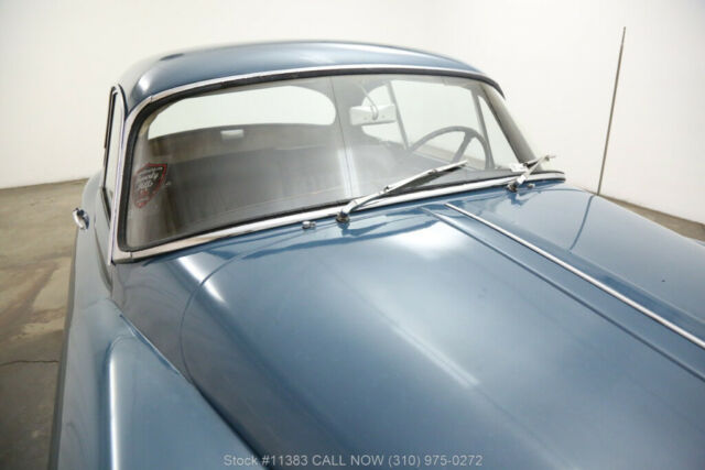 1959 Jaguar XK Fixed Head Coupe - photo 8