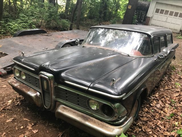 1959 Ford Villager Station Wagon - photo 5