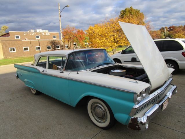 1959 Ford Fairlane NO RESERVE AUCTION - LAST HIGHEST BIDDER WINS CAR! - photo 2