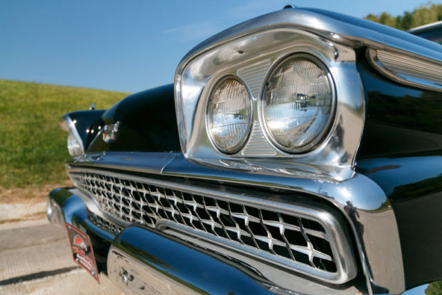1959 Ford Fairlane - photo 4