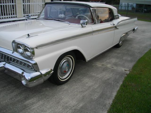1959 Ford Galaxie SKYLINER - photo 6