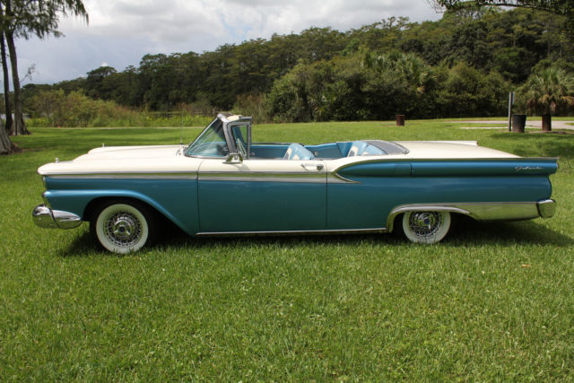 1959 Ford Fairlane 500 Galaxie Skyliner Retractable Convertible "Frame-off Rest" 1959 Ford Galaxie