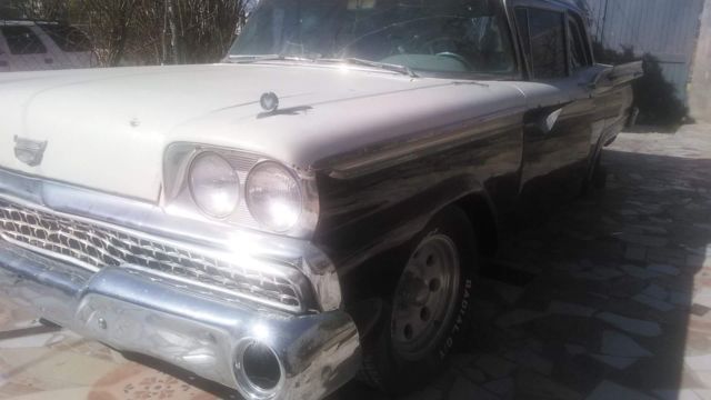 1959 Ford Fairlane 500 rare 4 door classic car 1959 Ford Fairlane 500