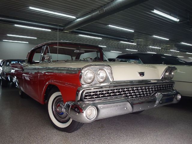 1959 Ford Fairlane Skyliner