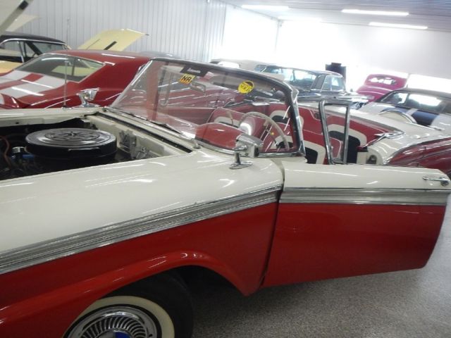 1959 Ford Fairlane Skyliner - photo 2