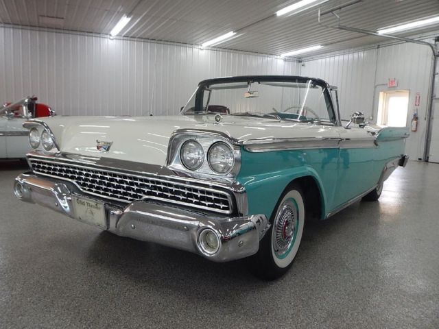 1959 FORD FAIRLANE 500 SKYLINER RETRACTABLE 75,639 Miles TURQ Automatic 1959 FORD FAIRLANE 500 SKYLINER RETRACTABLE