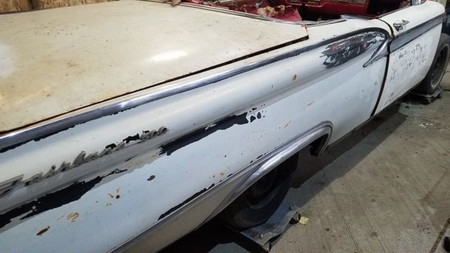 1959 Ford Fairlane Skyliner - photo 6