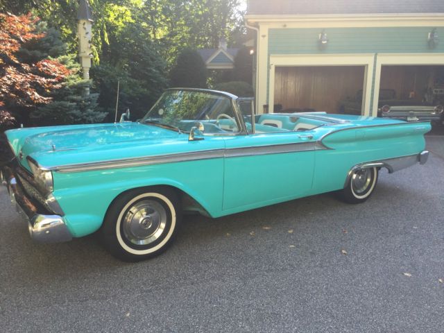 1959 Ford Fairlane Skyliner retractable concertible 352 engine PB PS 1959 Ford Fairlane Skyliner