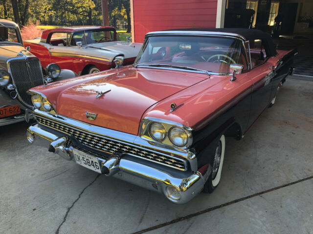 1959 Ford Fairlane - photo 2