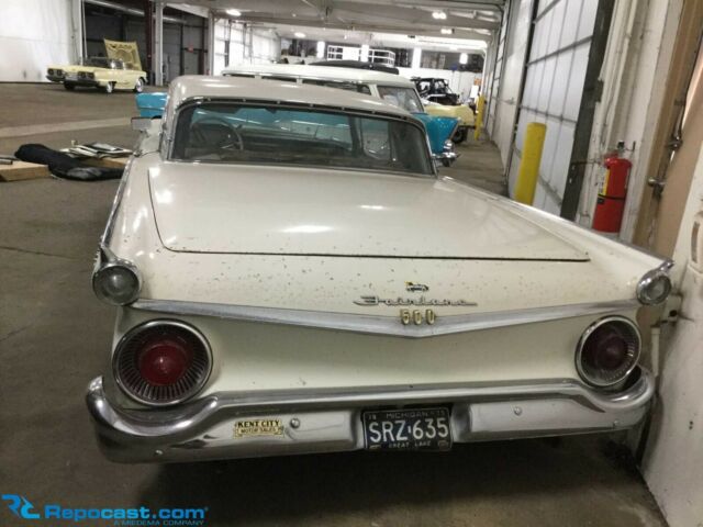 1959 Ford Fairlane - photo 3