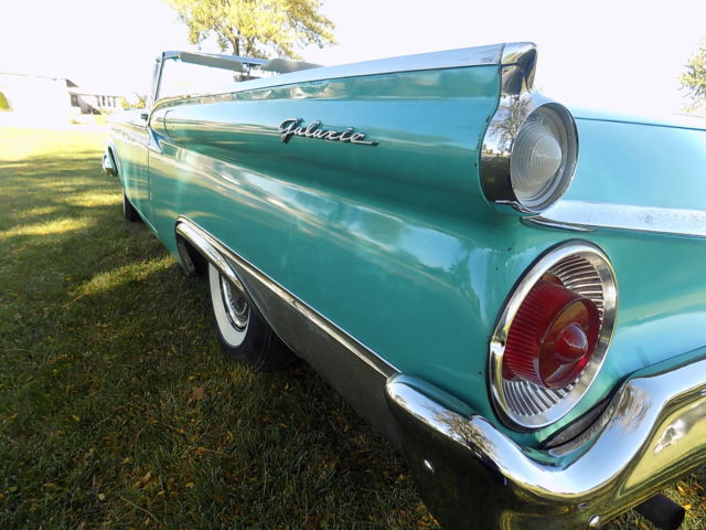 1959 Ford Fairlane Galaxie 500 Converible - photo 12