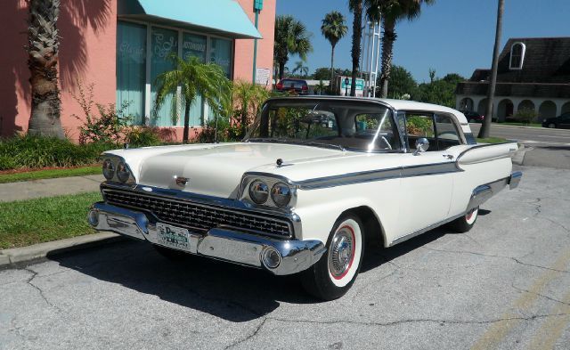 1959 Ford Galaxie Hardtop - photo 3