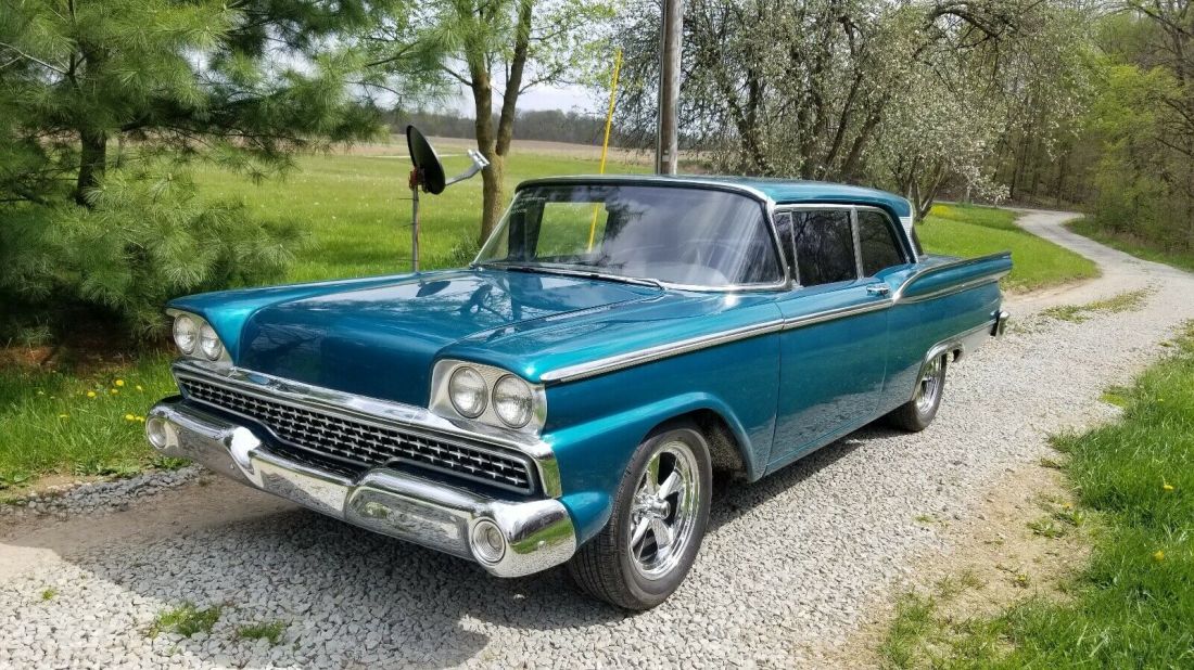 1959 Ford Galaxy 500 Sedan Automatic 1959 Ford Custom 500