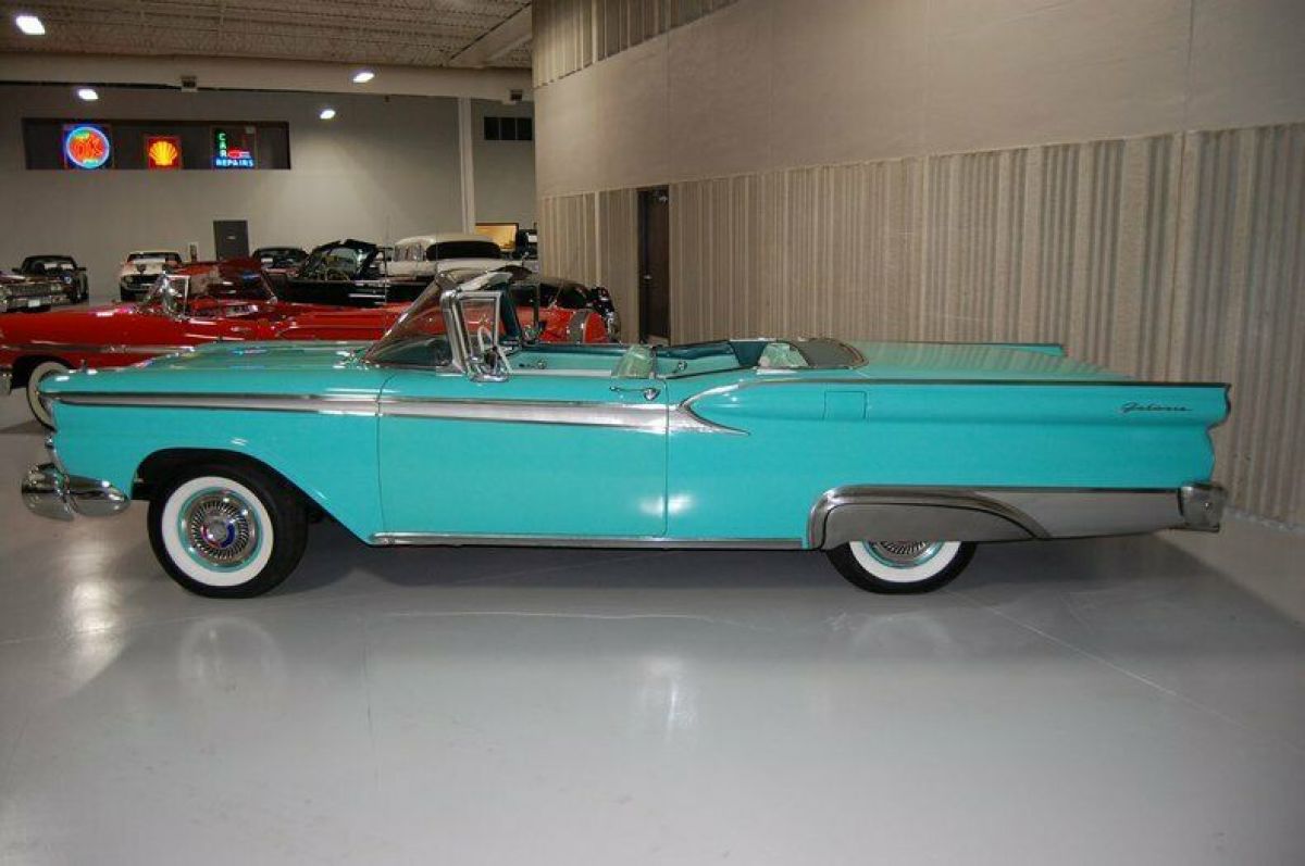 1959 Ford Skyliner Convertible Retractable - photo 10