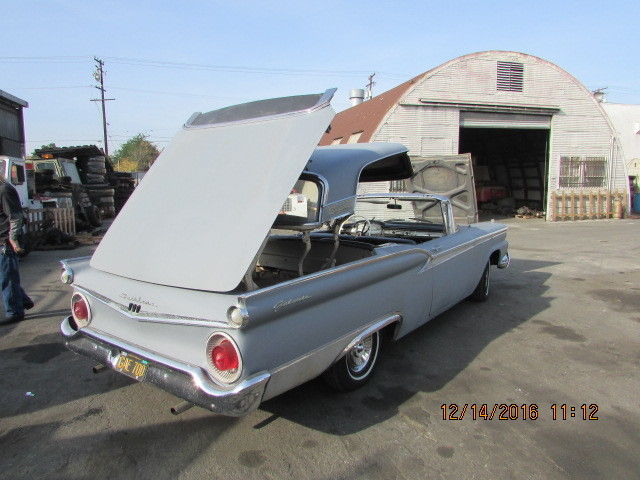 1959 Ford Fairlane 500 Skyliner - photo 2