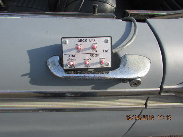 1959 Ford Fairlane 500 Skyliner - photo 6