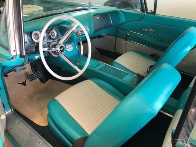 1959 Ford Thunderbird - photo 2