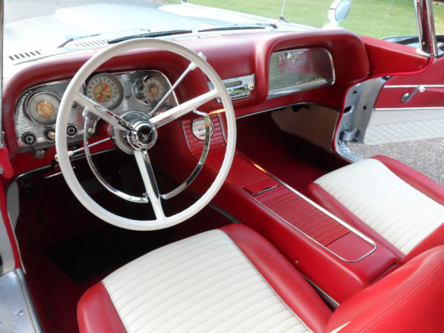 1959 Ford Thunderbird NO RESERVE Convertible - photo 9