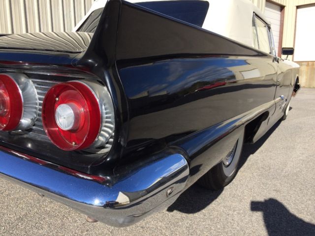 1959 Ford Thunderbird - photo 11