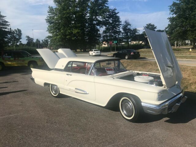 1959 Ford Thunderbird COUPE - photo 2