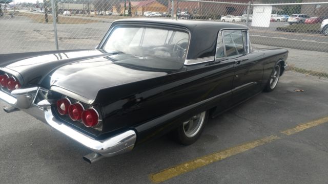 1959 Ford Thunderbird Base Hardtop 2-Door - photo 2