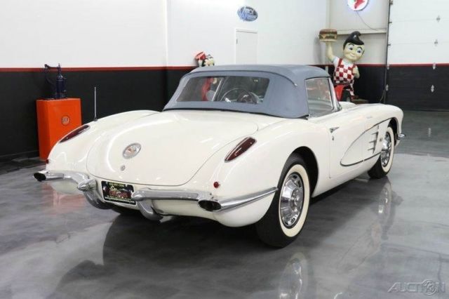 1959 Chevrolet Corvette Fuelie powerglie part of the Corvette Museum displ - photo 10