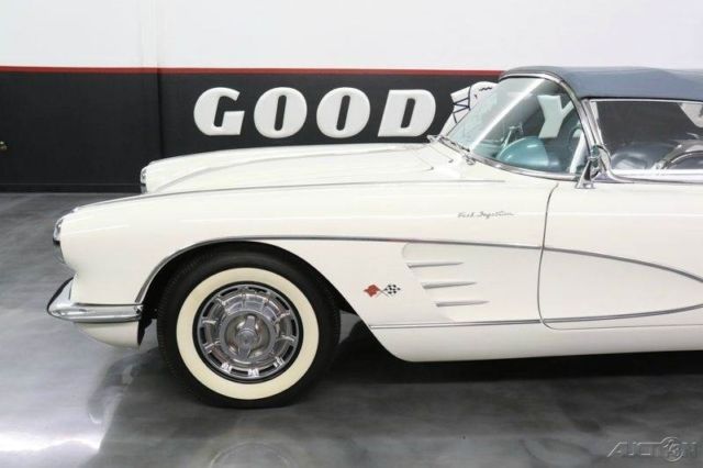 1959 Chevrolet Corvette Fuelie powerglie part of the Corvette Museum displ - photo 5