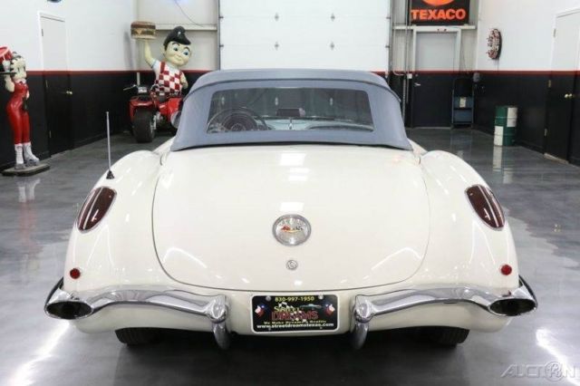 1959 Chevrolet Corvette Fuelie powerglie part of the Corvette Museum displ - photo 9