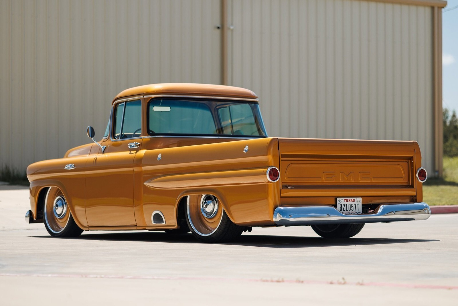 1959 GMC 100 Custom Pickup 'Old Gold' LS3 Restomod - photo 11