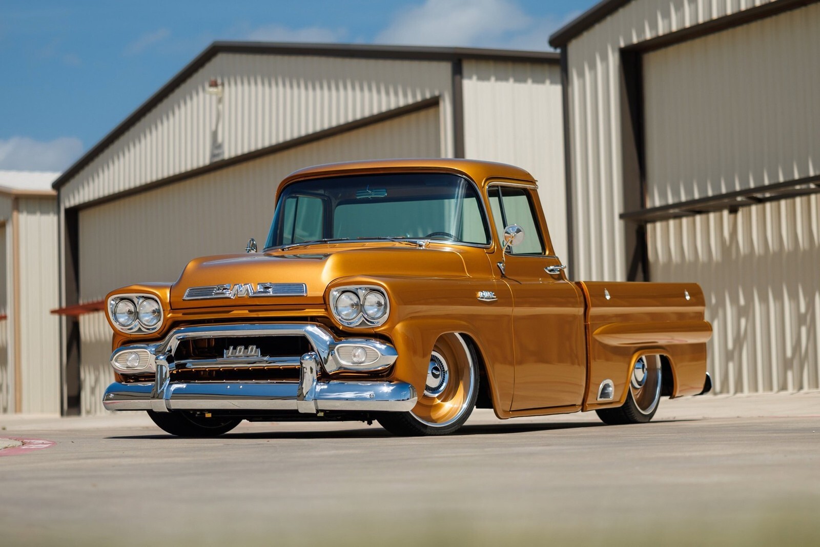 1959 GMC 100 Custom Pickup 'Old Gold' LS3 Restomod - photo 2