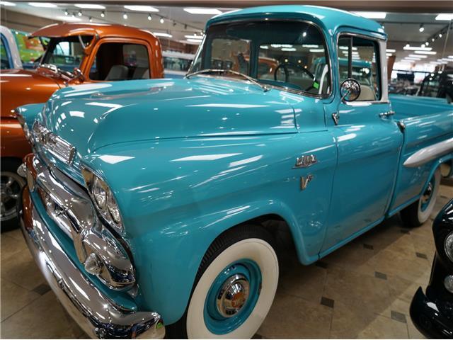 1959 GMC 100 Pick Up Stunning Restoration! - photo 2