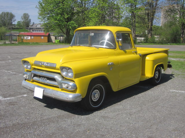 1959 GMC 100 V8 Hydramatic PS PB Big Window 1959 GMC 100 V8 Deluxe Cab