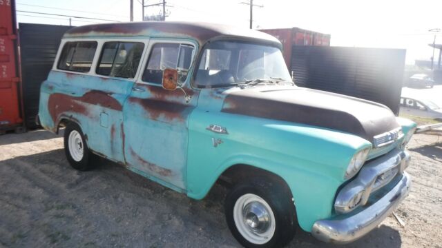 1959 GMC Suburban Suburban with Clamshell doors - photo 6