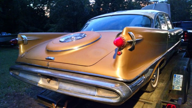 1959 Chrysler Imperial Sedan - photo 4