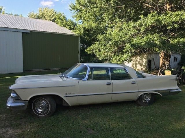 1959 Chrysler Imperial Custom Southampton Hardtop - photo 3