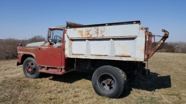 1959 International Harvester B162 Dumptruck 1959 International Harvester B162