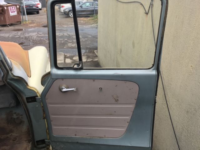 1959 International Harvester A100 Truck STEP SIDE SHORT BED - photo 11