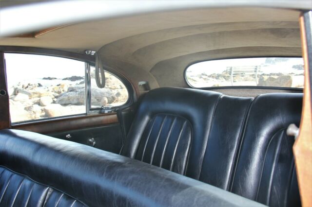 1959 Jaguar mk9 - photo 8