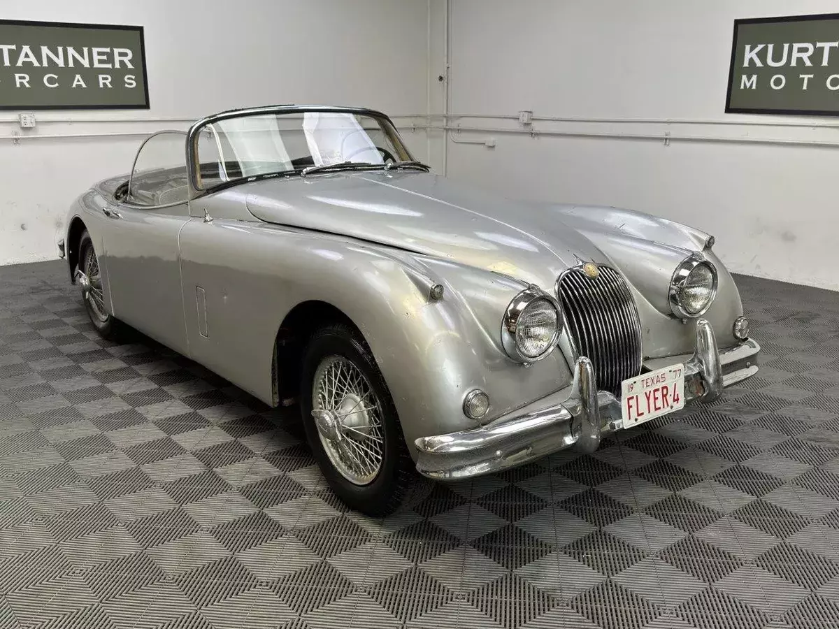 1959 JAGUAR XK150 SE ROADSTER. SILVER WITH GREY TRIM, BLACK TOP. 1959 Jaguar Other