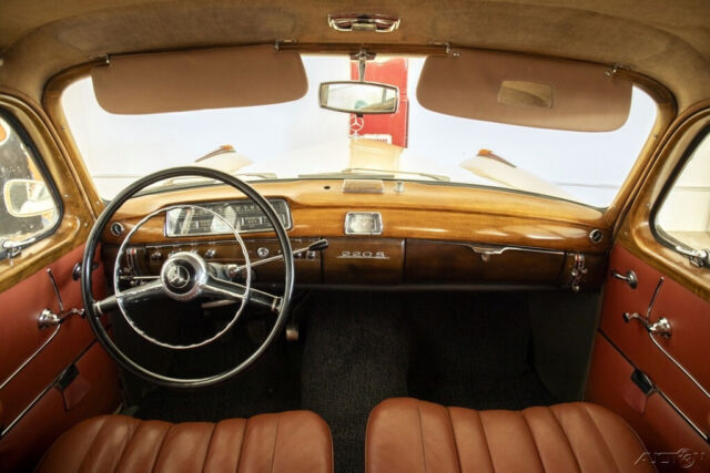 1959 Mercedes-Benz 200-Series 220 S - photo 10