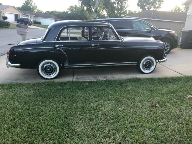 1959 Mercedes-Benz 200-Series 4 door - photo 3