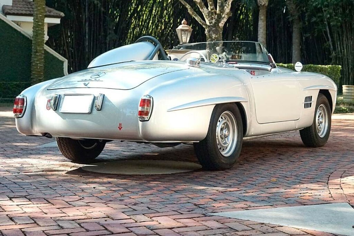 1959 Mercedes-Benz 190-Series SLR Tribute - photo 3