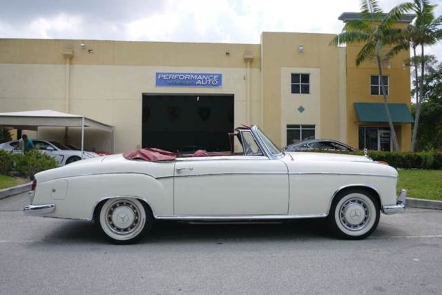 1959 Mercedes-Benz 200-Series 220S CABRIOLET - photo 8
