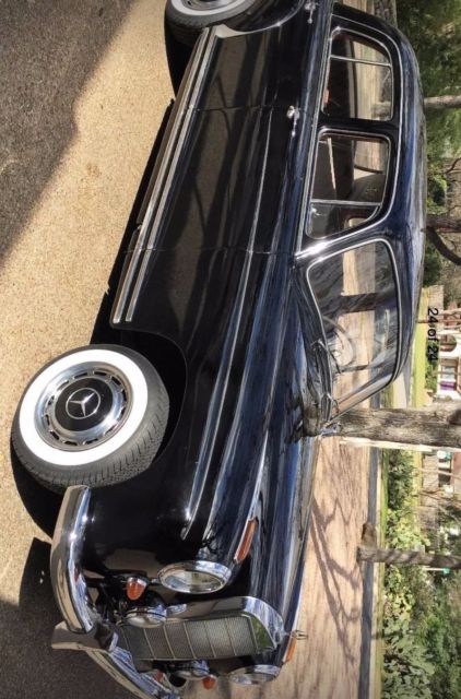 1959 Mercedes-Benz 200-Series Sedan - photo 4