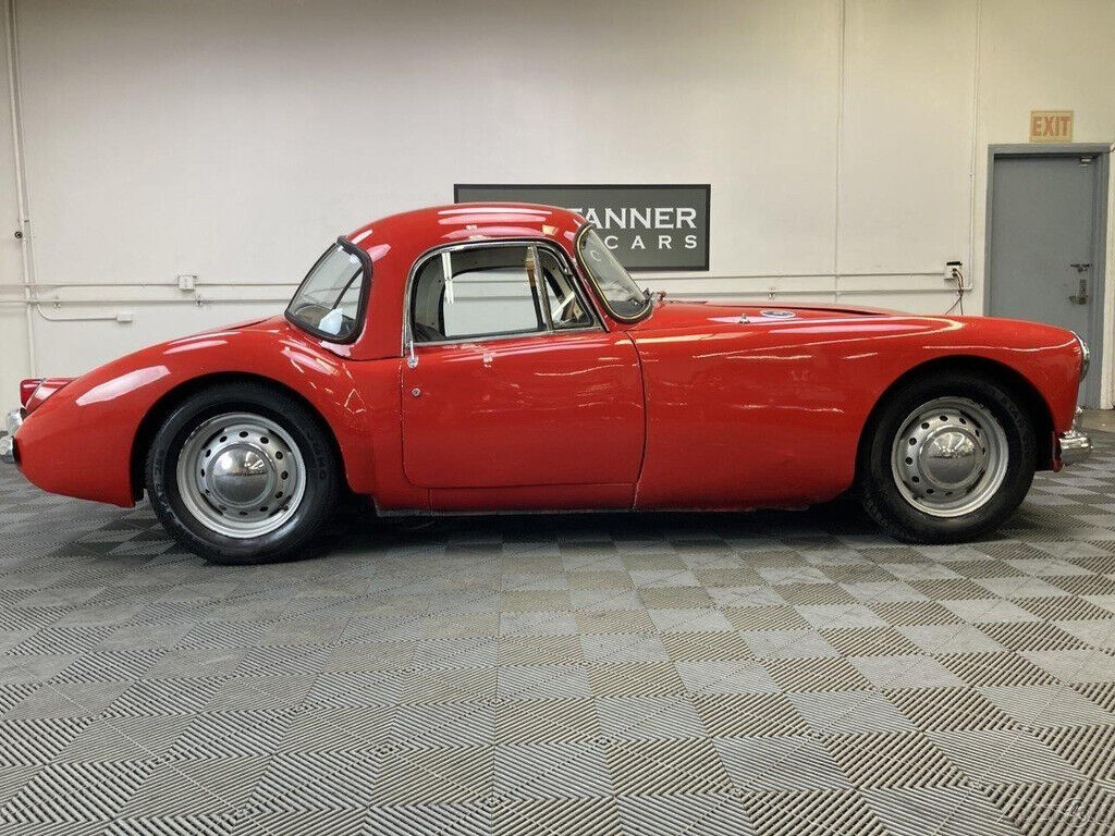 1959 MG MGA 1959 MGA 1500 COUPE. RARE CAR IN RHD FORM. - photo 7